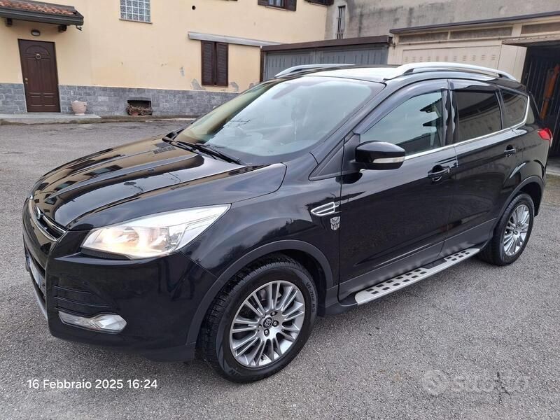 Nero Usata 2014 Ford Kuga SUV | 10.500 € (Buon prezzo) - Immagine 1/4