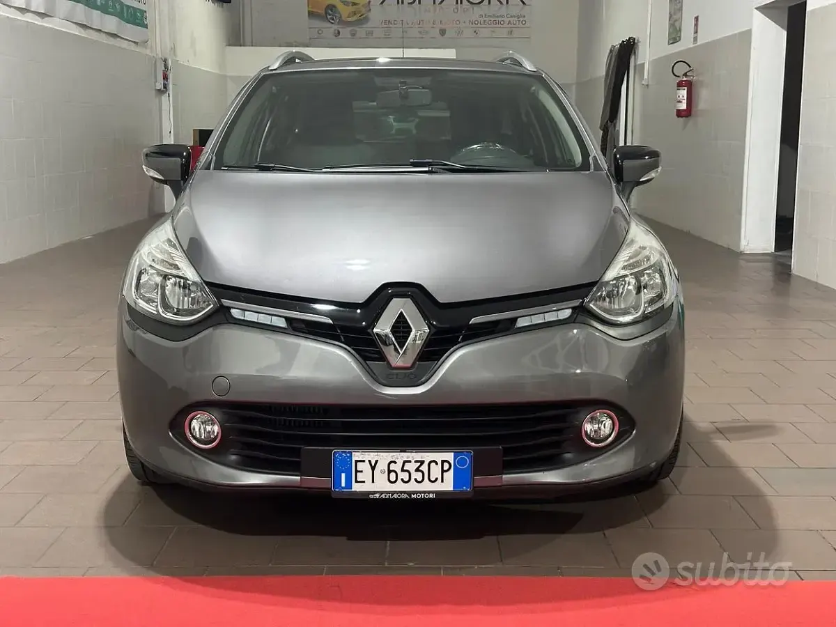 Usata Renault Clio 90 CV (66 kW) 2015 Grigio Station wagon