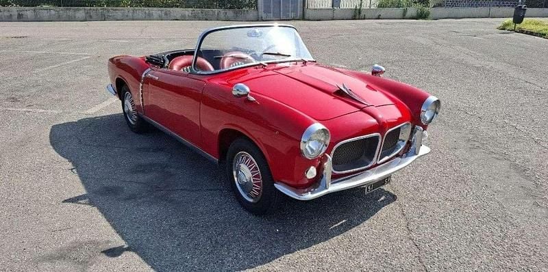 Usata Fiat 1200 58 CV (42 kW) 1958 Rosso / pastello Cabrio