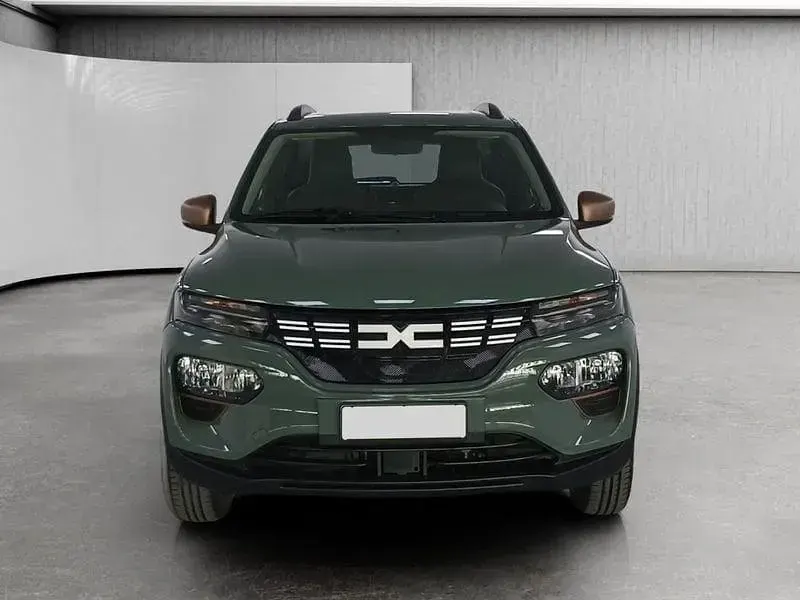 Usata Dacia Spring Extreme 47 kW (65 CV) 2024 Verde Utilitaria