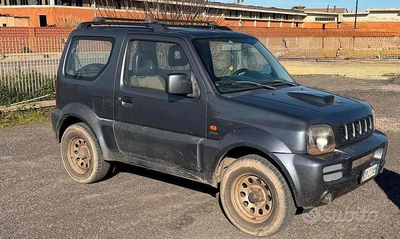 Usata Suzuki Jimny 2008 Grigio SUV