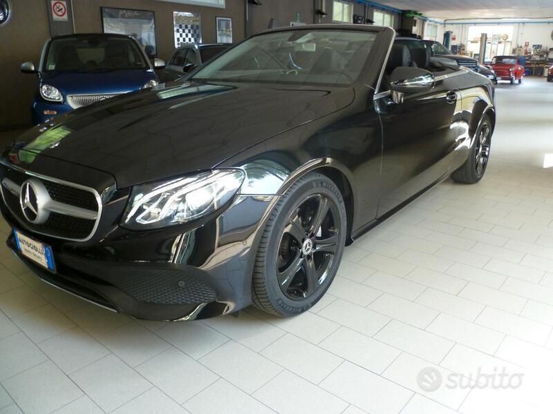 Usata Mercedes E220 Business 194 CV (142 kW) 2021 Nero Cabrio