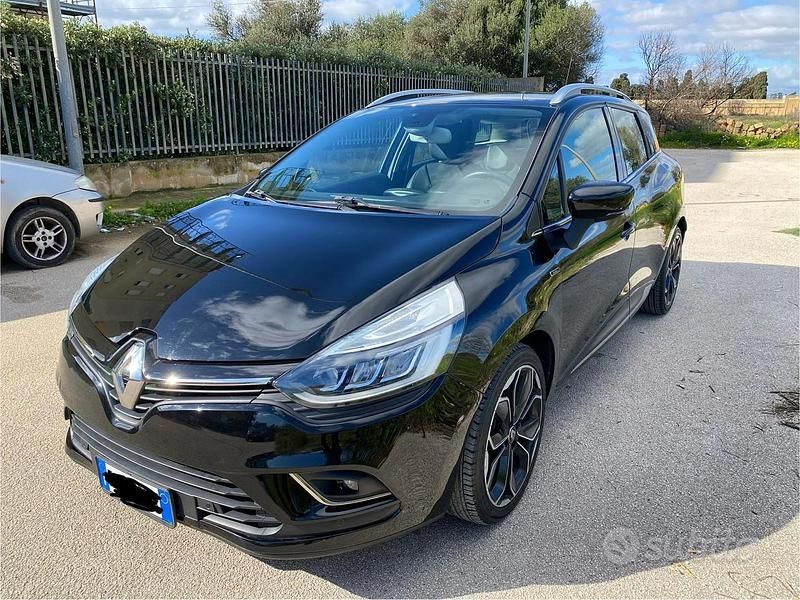 Usata Renault Clio GrandTour 90 CV (66 kW) 2018 Nero Station wagon