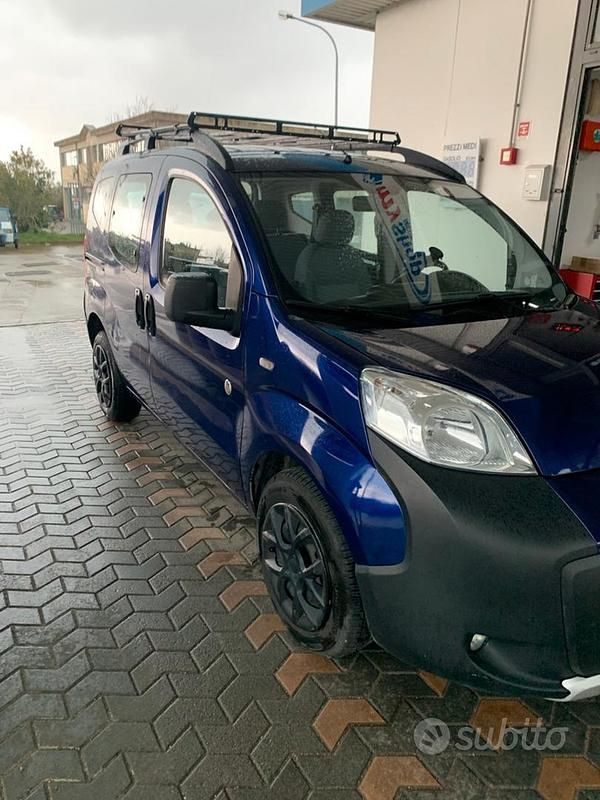Usata Peugeot Bipper 2010 Blu Monovolume