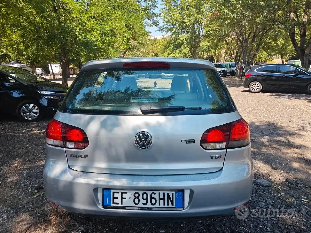 Usata VW Golf VI Comfortline 105 CV (77 kW) 2010 Grigio Utilitaria