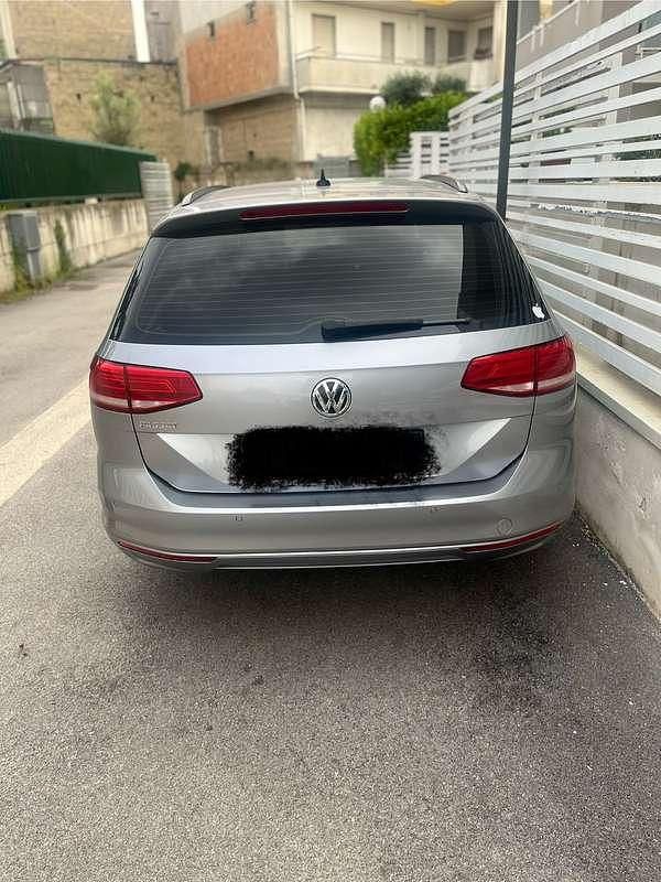 Usata VW Passat Business 120 CV (88 kW) 2019 Grigio Station wagon