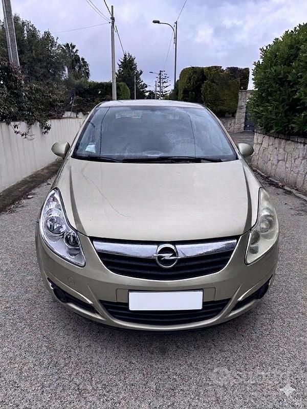Usata Opel Corsa 80 CV (58 kW) 2007 Utilitaria
