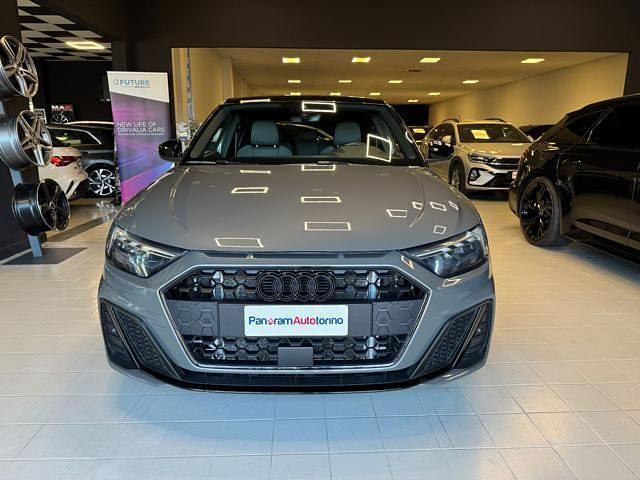 Usata Audi A1 S-Line 116 CV (85 kW) 2025 Grigio scuro Berlina