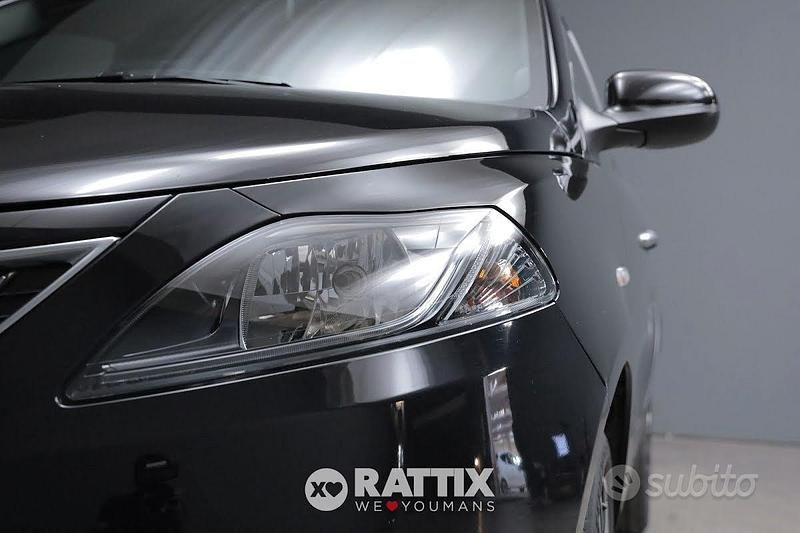 Usata Lancia Ypsilon 69 CV (50 kW) 2024 Nero vulcano Utilitaria