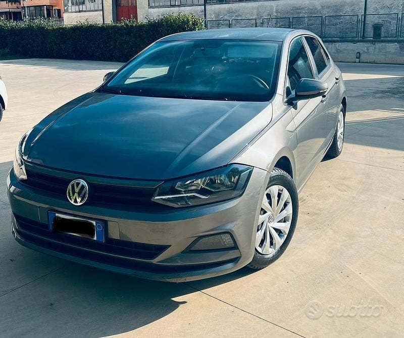 Grigio Usata 2018 VW Polo Utilitaria | 10.000 € (Ottimo prezzo) - Immagine 1/4