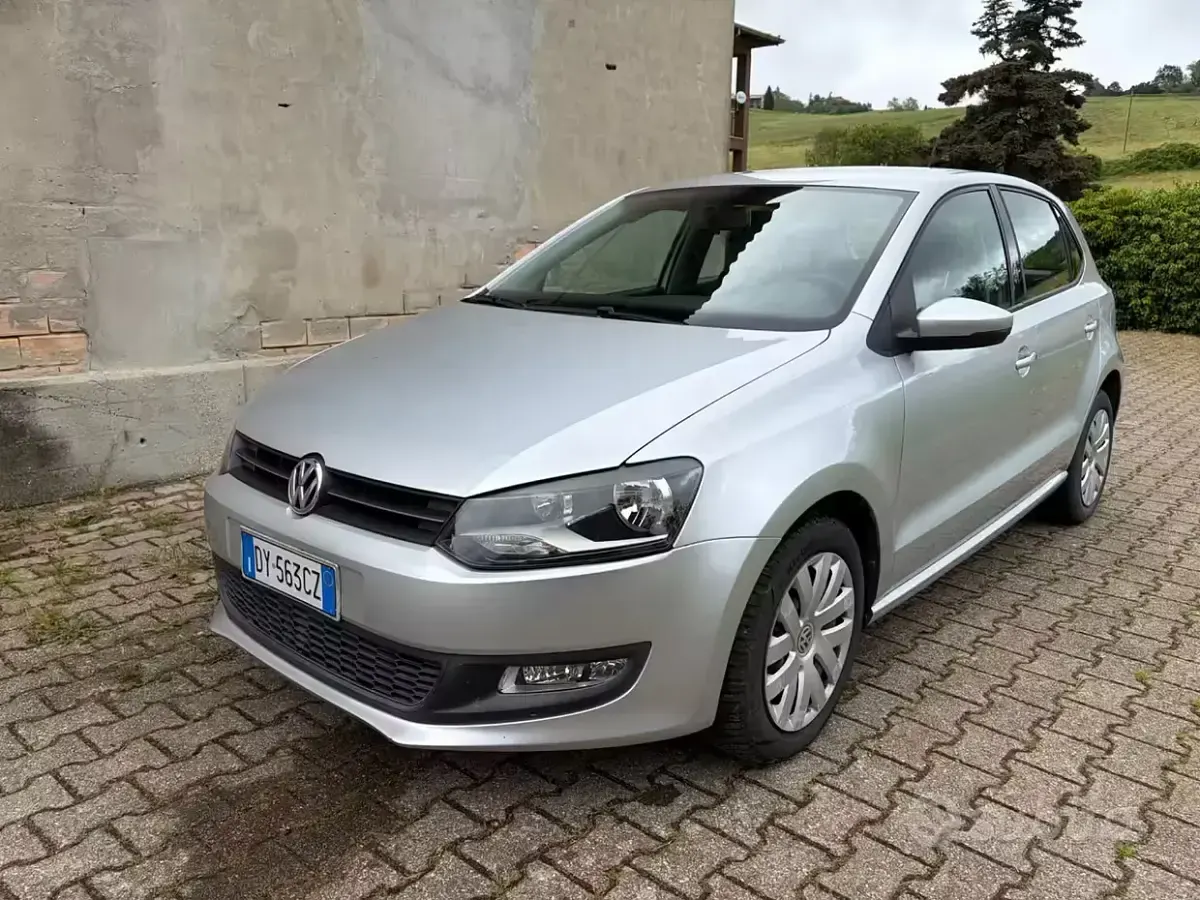 Usata VW Polo 85 CV (62 kW) 2010 Grigio Utilitaria