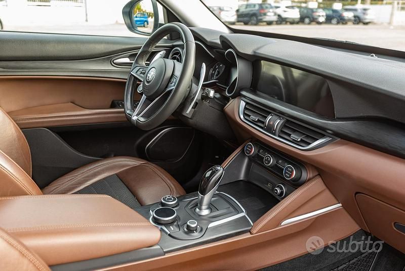 Usata Alfa Romeo Stelvio Executive 180 CV (132 kW) 2018 Bianco SUV