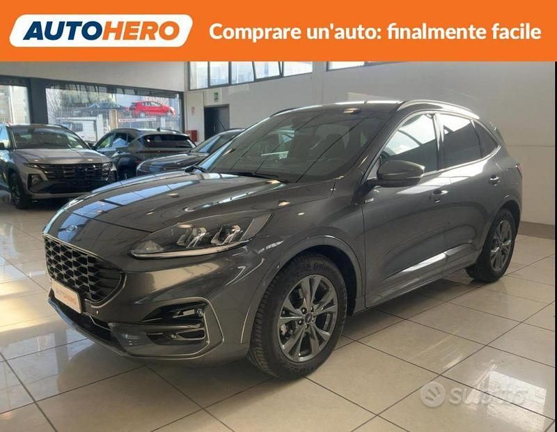 Usata Ford Kuga 120 CV (88 kW) 2024 Grigio SUV