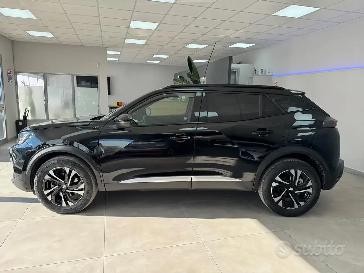 Usata Peugeot 2008 GT 131 CV (96 kW) 2022 Nero SUV