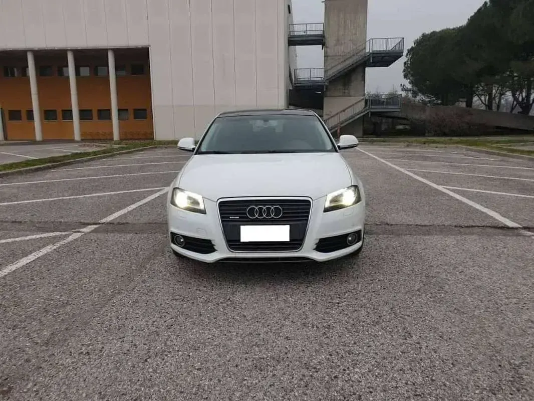Usata Audi A6 Ambiente 163 CV (119 kW) 2006 Bianco Berlina