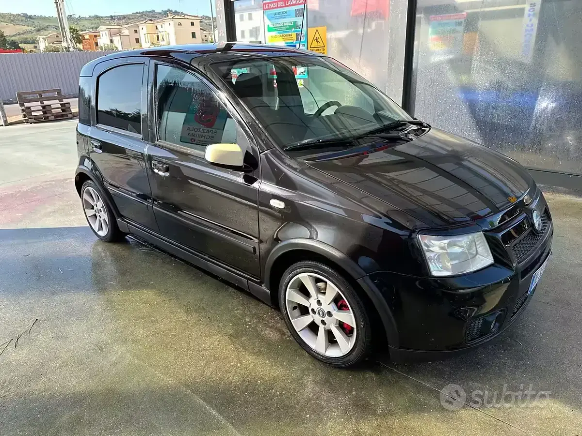 Usata Fiat Panda 101 CV (74 kW) 2006 Nero Utilitaria