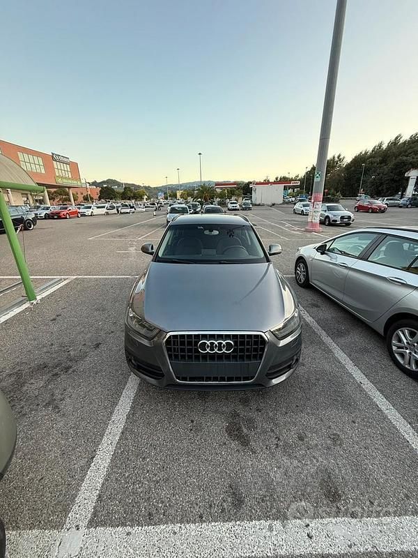 Usata Audi Q3 150 CV (110 kW) 2012 Grigio SUV