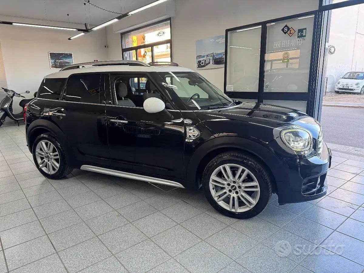 Usata Mini Cooper D Countryman Hype 150 CV (110 kW) 2018 Nero SUV