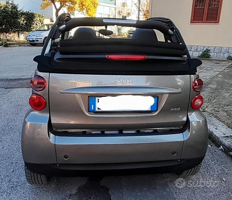 Usata Smart ForTwo Cabrio Passion 84 CV (61 kW) 2011 Marrone Cabrio