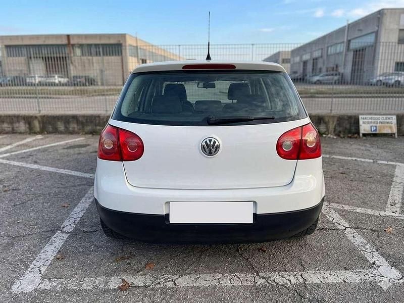 Usata VW Golf IV Comfortline 102 CV (75 kW) 2006 Bianco Berlina
