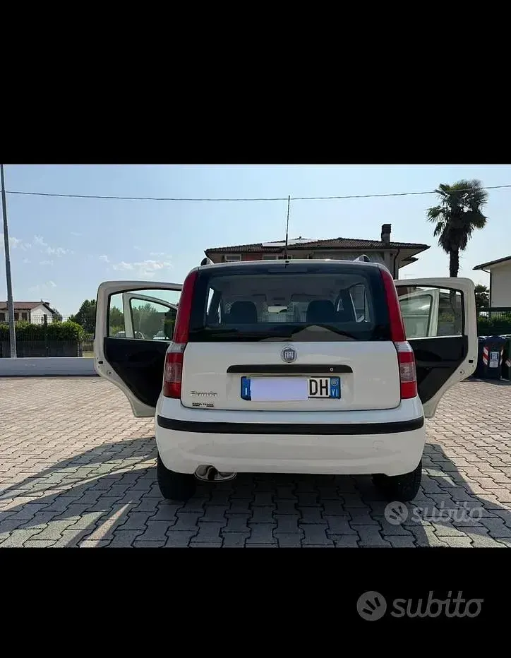 Usata Fiat Panda 69 CV (50 kW) 2010 Utilitaria