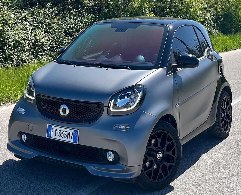 Usata Smart ForTwo Coupé Passion 71 CV (52 kW) 2019 Grigio Coupé
