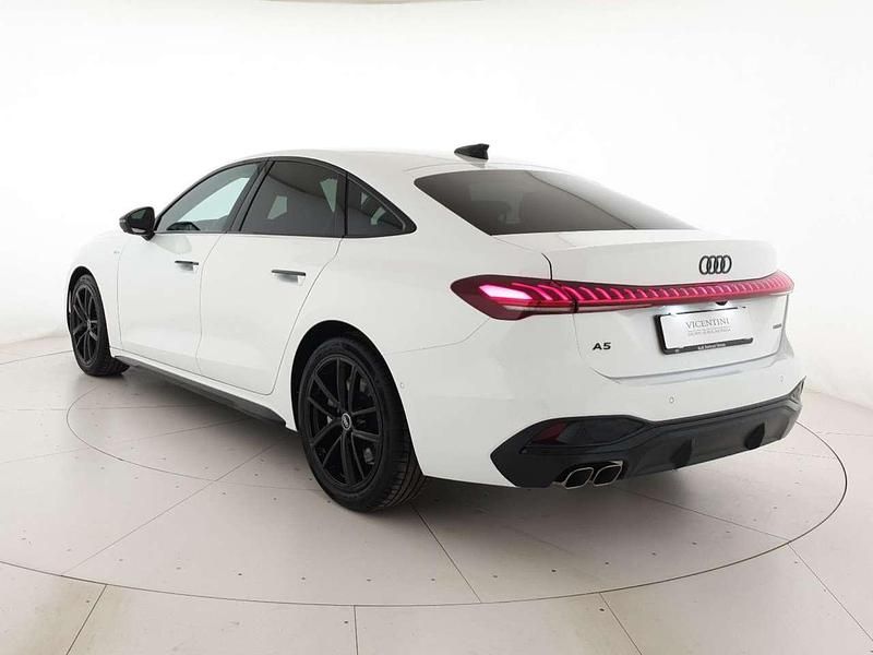 Nuova Audi A5 S-Line 204 CV (150 kW) 2026 Bianco arkona Berlina