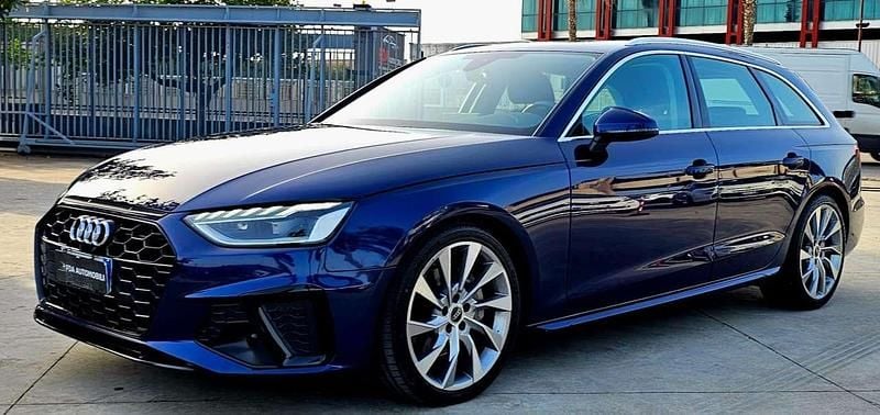 Usata Audi A4 S-Line 204 CV (150 kW) 2022 Blu/azzurro Station wagon