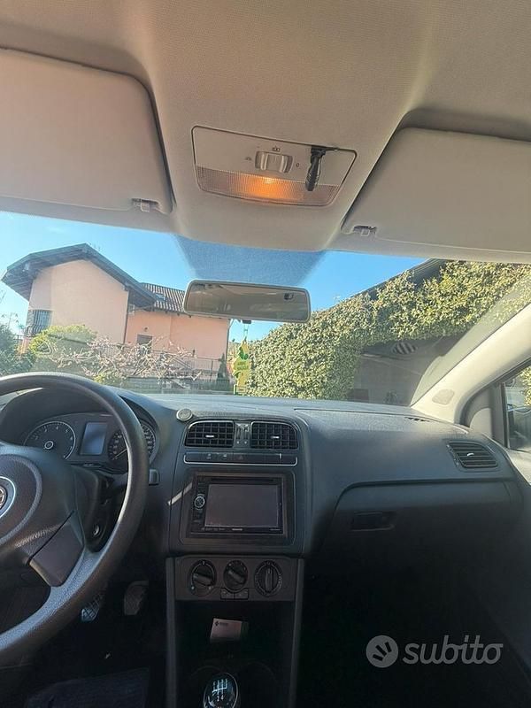 Usata VW Polo Trendline 60 CV (44 kW) 2013 Bianco Utilitaria