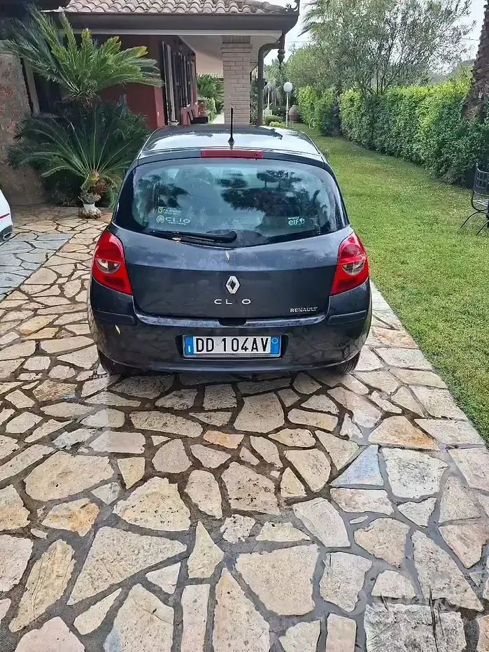Gebraucht Renault Clio II Luxe 75 PS (55 kW) 2006 Blau Limousine