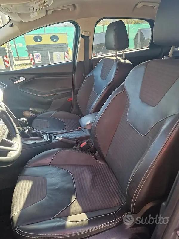 Usata Ford Focus 125 CV (91 kW) 2015 Berlina