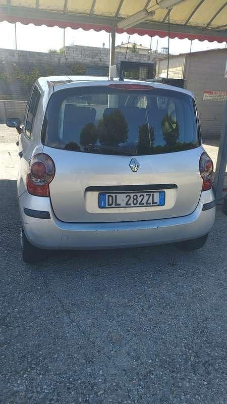 Usata Renault Modus Dynamique 86 CV (63 kW) 2007 Monovolume