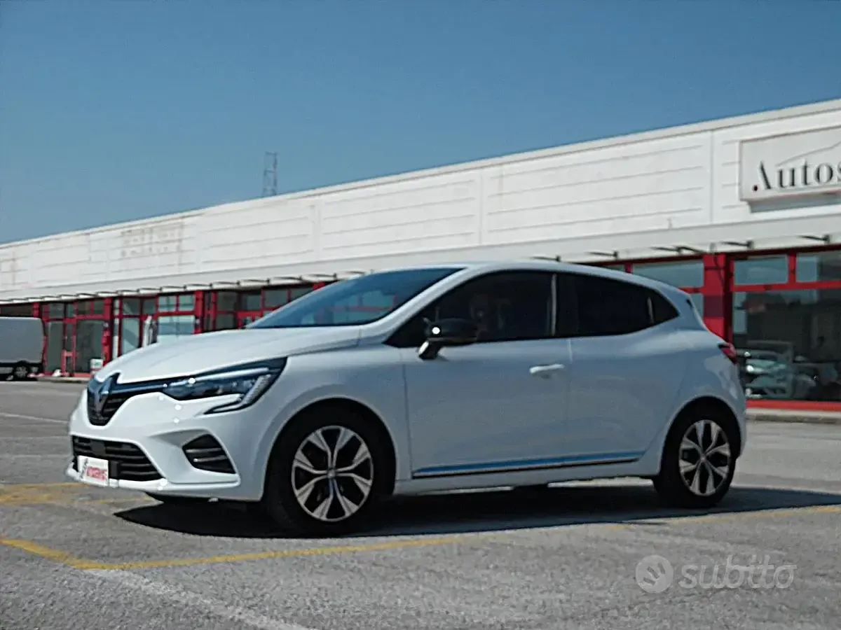 Usata Renault Clio V Evolution 101 CV (74 kW) 2023 Bianco Berlina