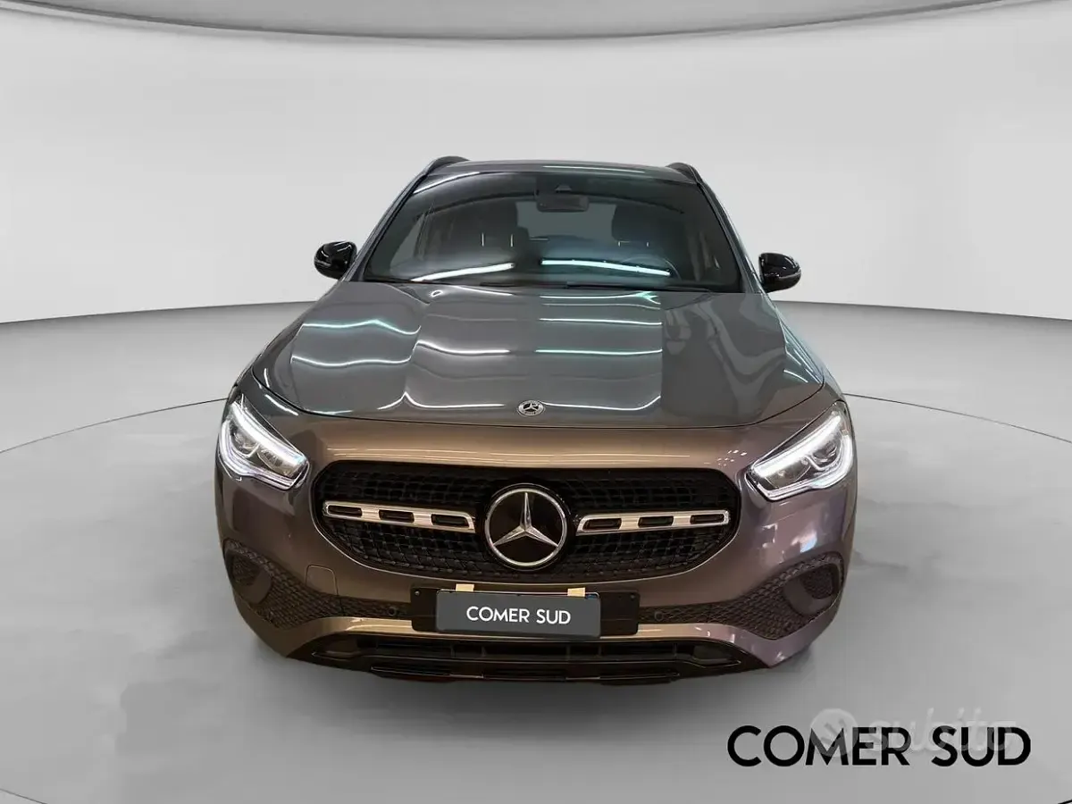 Usata Mercedes GLA250 160 CV (117 kW) 2023 Grigio SUV