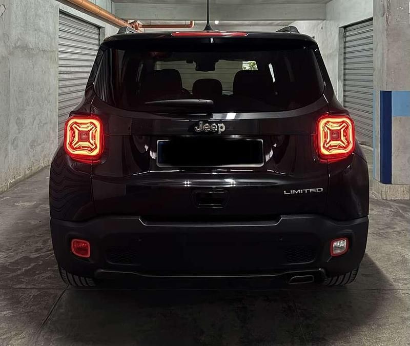Usata Jeep Renegade Limited 120 CV (88 kW) 2020 Nero SUV