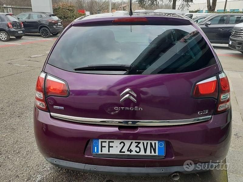 Gebraucht Citroën C3 Feel 75 PS (55 kW) 2016 Violett Limousine