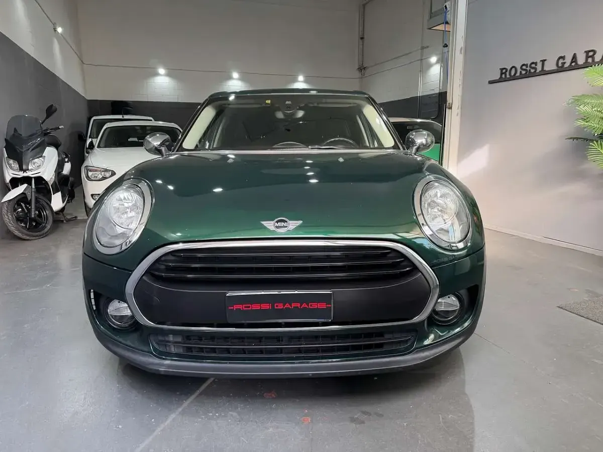Usata Mini One D Clubman 116 CV (85 kW) 2018 Verde Station wagon