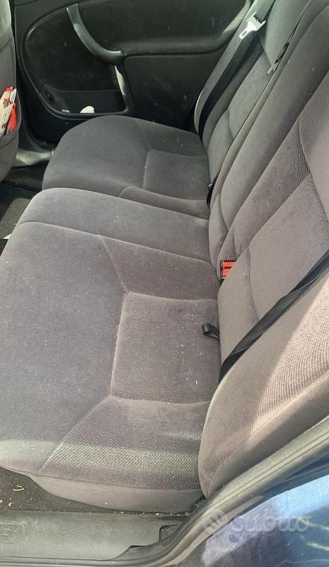 Blu Usata 1995 Saab 900 Tre volumi | 1500 € - Immagine 1/4