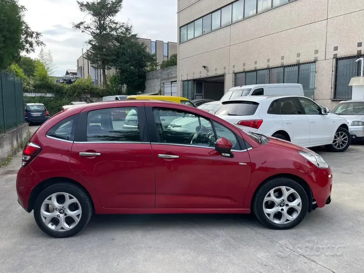 Usata Citroën C3 Exclusive 68 CV (50 kW) 2014 Rosso Utilitaria