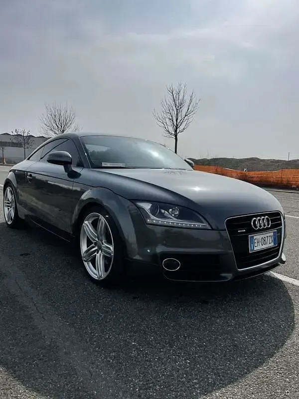 Begagnad Audi TT Advanced Plus 170 HK (125 kW) 2011 Sportkupé
