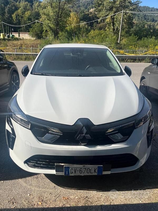 Bianco Usata 2024 Mitsubishi Colt Tre volumi | 14.500 € - Immagine 1/1