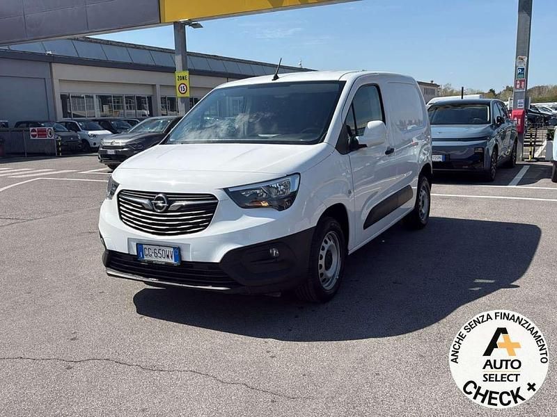 Usata Opel Combo Edition+ 102 CV (75 kW) 2021 Bianco Monovolume