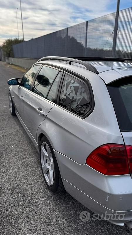 Usata BMW 320 Shadowline 163 CV (119 kW) 2005 Grigio Station wagon