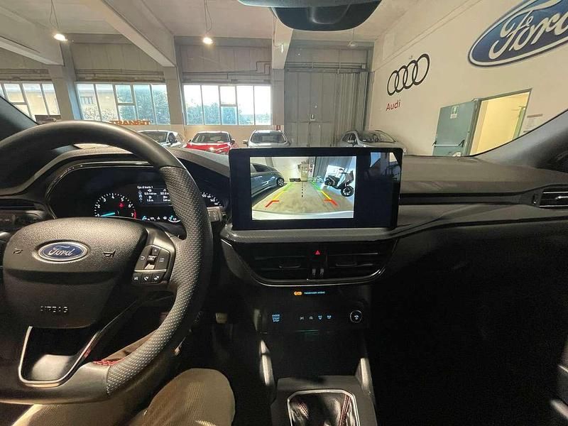 Usata Ford Focus ST-Line 125 CV (91 kW) 2023 Argento Station wagon