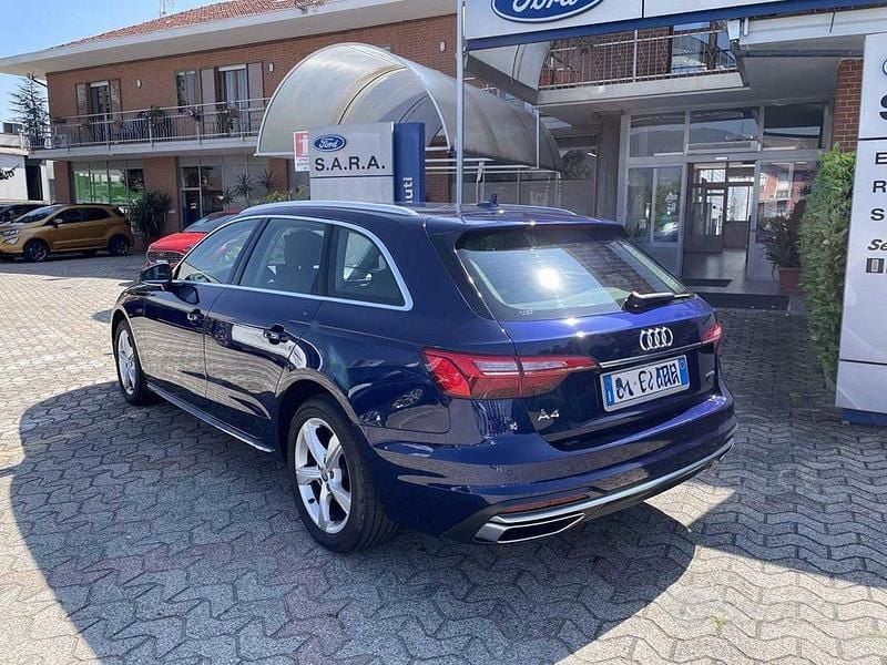 Usata Audi A4 Advanced 190 CV (139 kW) 2020 Blu/azzurro Station wagon