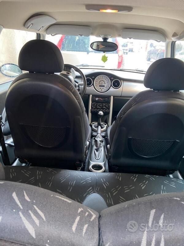 Usata Mini Cooper 2005 Utilitaria