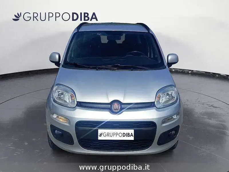 Usata Fiat Panda Lounge 71 CV (52 kW) 2019 Argento Utilitaria