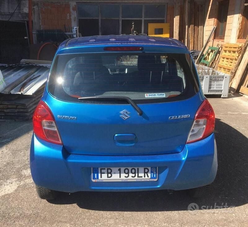 Usata Suzuki Celerio 68 CV (50 kW) 2015 Blu Utilitaria