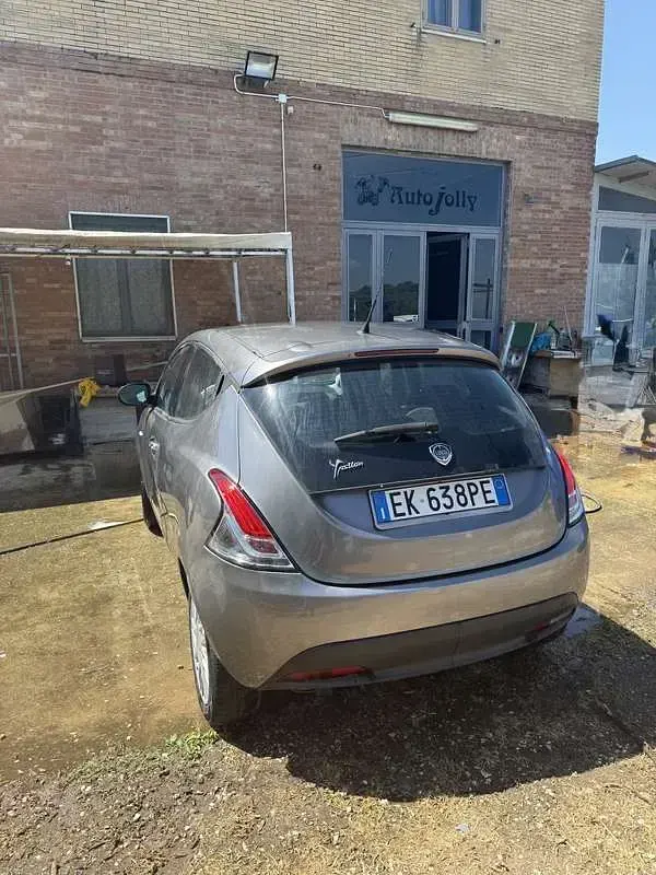 Usata Lancia Ypsilon S 95 CV (69 kW) 2011 Utilitaria