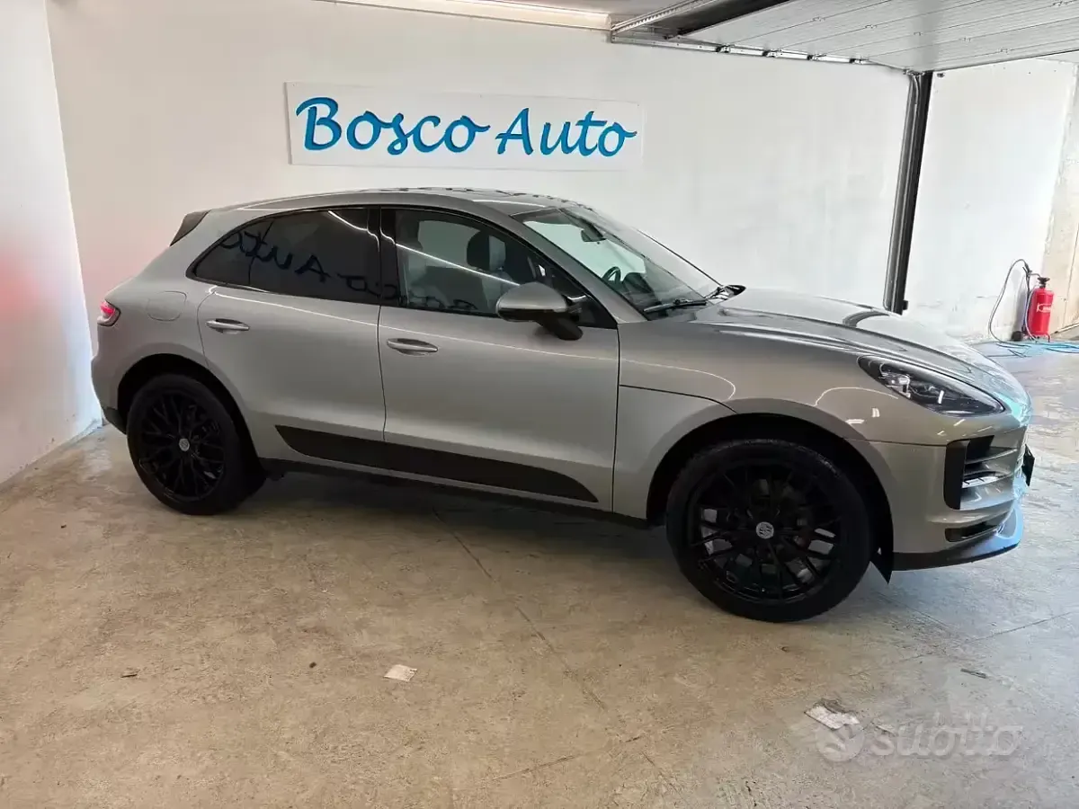 Usata Porsche Macan 245 CV (180 kW) 2021 Grigio SUV